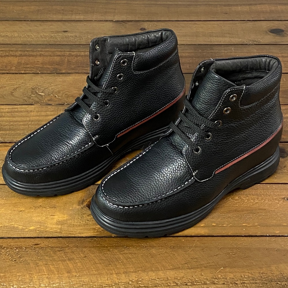 NWOB TOTO H35031 Mens Black Pebbled Leather Moc Toe Elevator Boots US 7.5